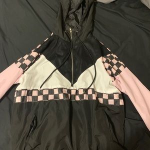 Pull-over windbreaker